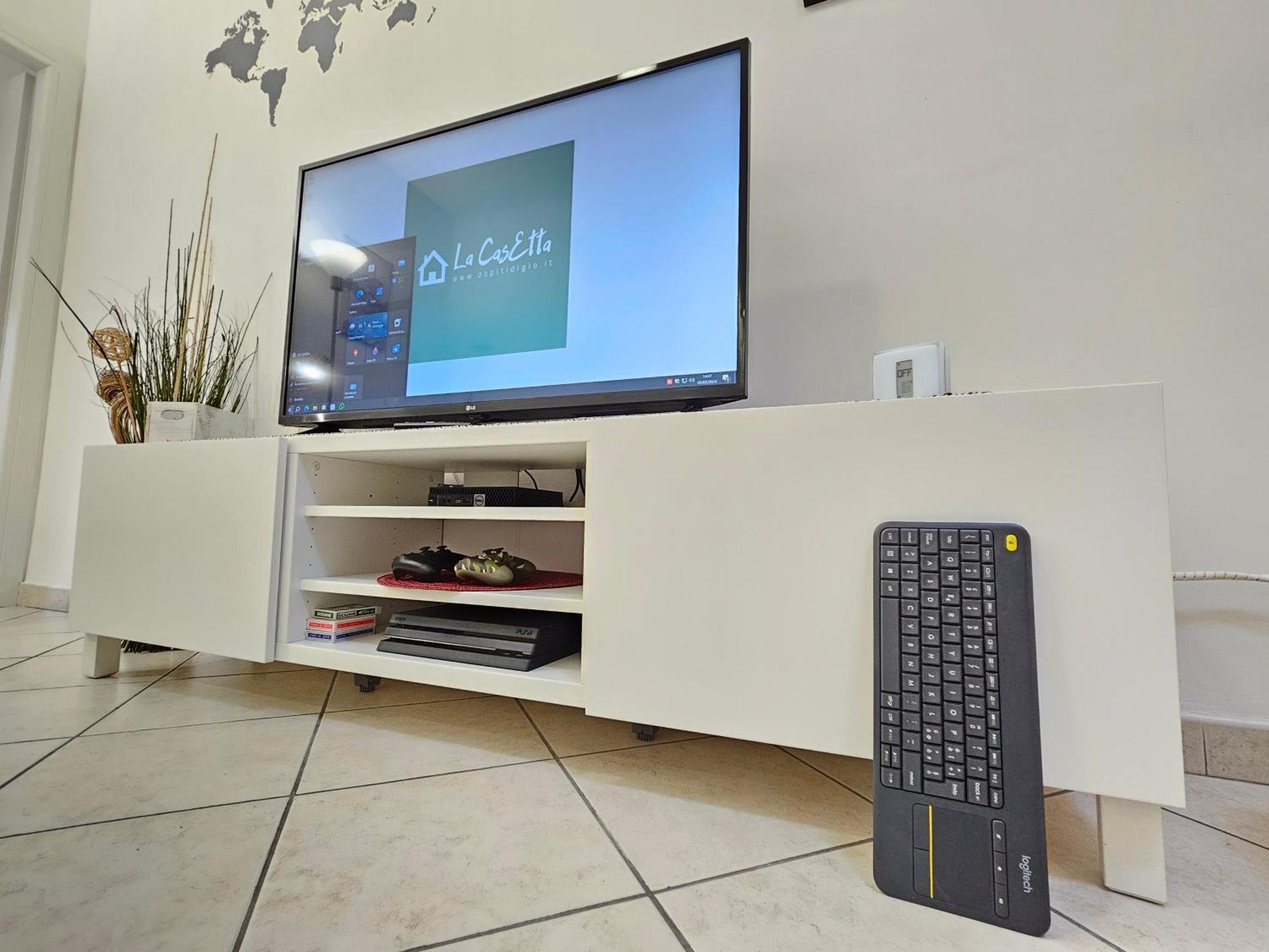 La Casetta Bilocale Centrale Con Terrazza Parkfree Wifi Minipc Ps4 Ac Iesi Exterior photo